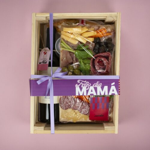 Alternative view of Dia de la Madre - Picada con Vino